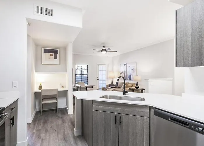 Landing Modern With Amazing Amenities * Chandler